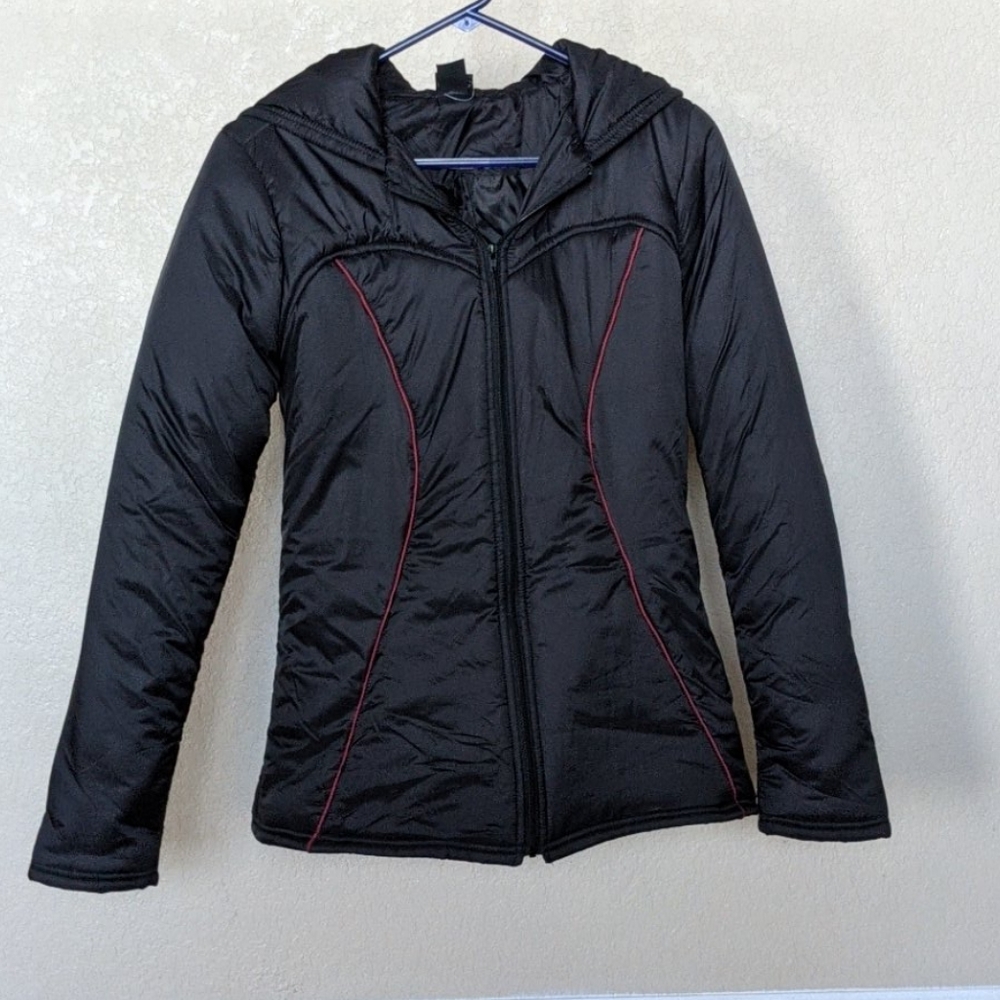 NWOT Black Widow Puffer Jacket